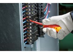 Fluke ISLS8 Yalıtımlı Düz Tornavida